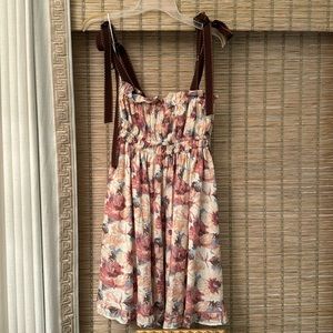 Floral dress with ties